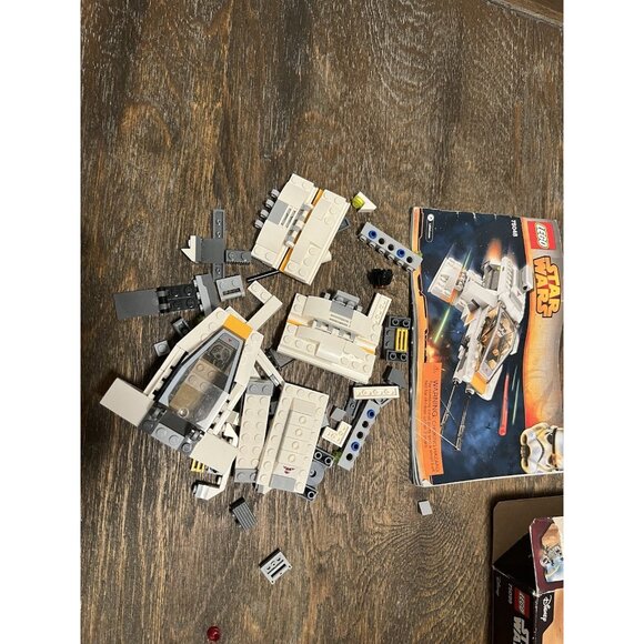 LEGO Star Wars: The Phantom 75048 & Rey’s Speeder W/ Minifigs - Incomplete? - Picture 3 of 3